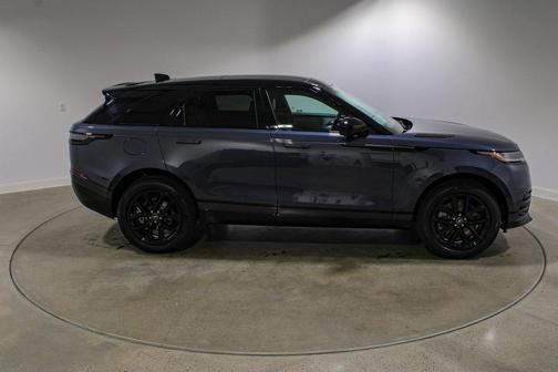 2026 Land Rover Range Rover Velar Dynamic SE