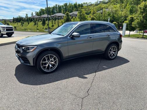 Graphite Gray Metallic 2022 Mercedes-Benz GLC 300 Base 4MATIC