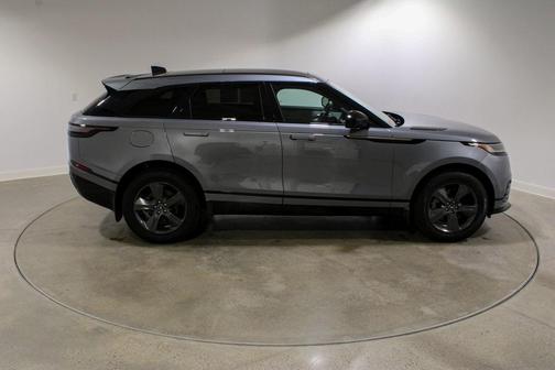 2025 Land Rover Range Rover Velar P250 Dynamic SE