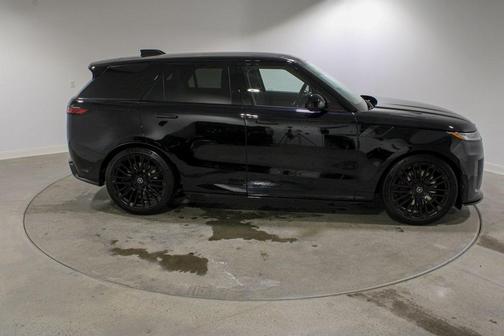 2025 Land Rover Range Rover Sport P635 SV Edition Two
