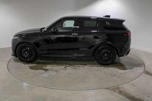 2025 Land Rover Range Rover Sport P635 SV Edition Two
