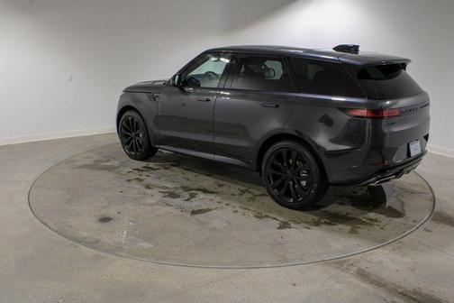 Carpathian Gray Premium Metallic 2026 Land Rover Range Rover Sport P400 Dynamic SE