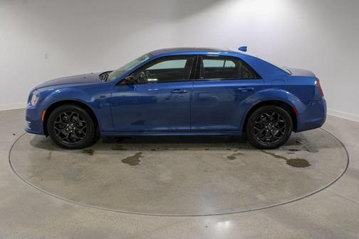 2020 Chrysler 300 Touring