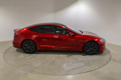 2024 Tesla Model S Plaid