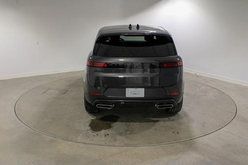 2025 Land Rover Range Rover Sport P360 SE
