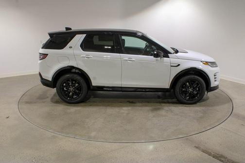 2026 Land Rover Discovery Sport Landmark