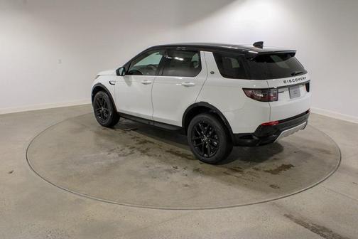 2026 Land Rover Discovery Sport Landmark