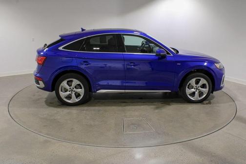 2022 Audi Q5 45 S line Premium Plus