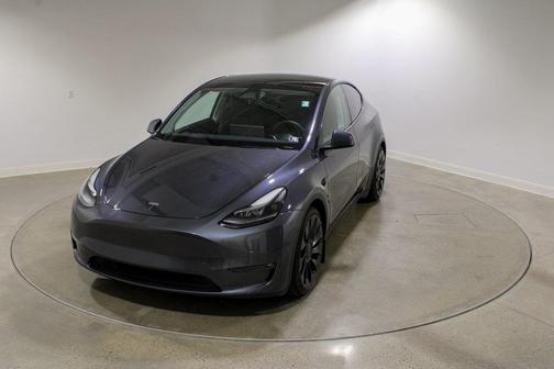 2023 Tesla Model Y Performance