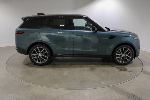 2023 Land Rover Range Rover Sport SE