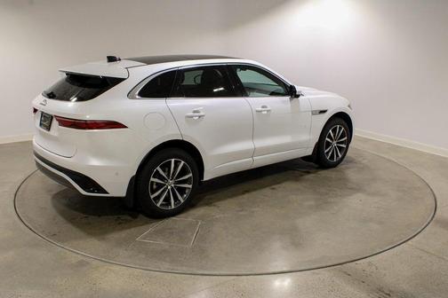 2024 Jaguar F-PACE P250 R-Dynamic S