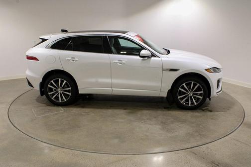 2024 Jaguar F-PACE P250 R-Dynamic S