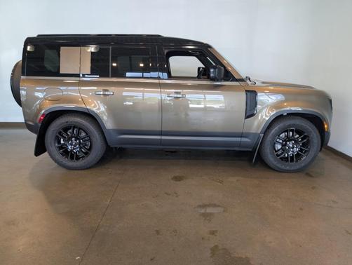 2025 Land Rover Defender P300