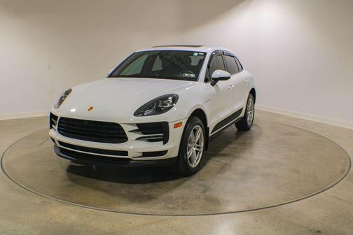 White 2021 Porsche Macan Base