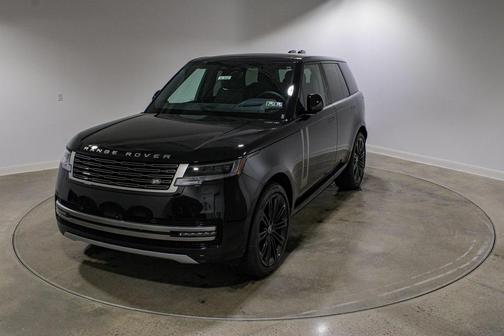 2025 Land Rover Range Rover P530 SE