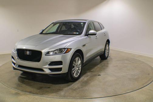 Indus Silver 2020 Jaguar F-PACE 25t Prestige