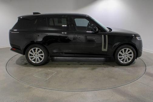 2024 Land Rover Range Rover P400 SE