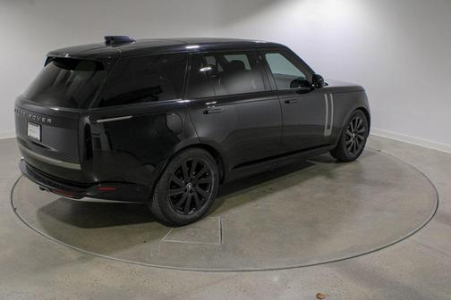 2024 Land Rover Range Rover P400 SE