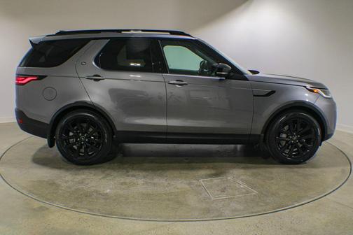 Eiger Grey 2026 Land Rover Discovery S