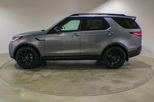 Eiger Grey 2026 Land Rover Discovery S