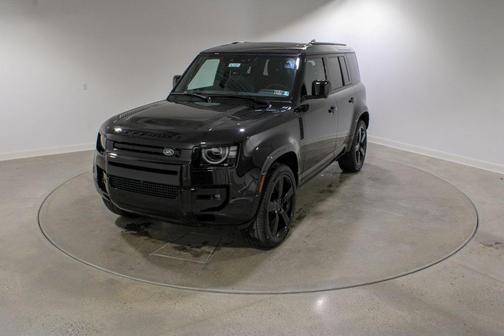 2026 Land Rover Defender 110 X-Dynamic SE