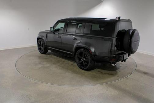 2026 Land Rover Defender