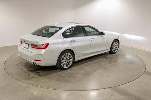 2024 BMW 330 i xDrive