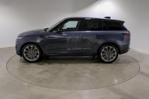 2025 Land Rover Range Rover Sport P360 SE