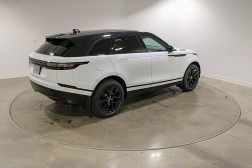 2026 Land Rover Range Rover Velar P250 Dynamic SE