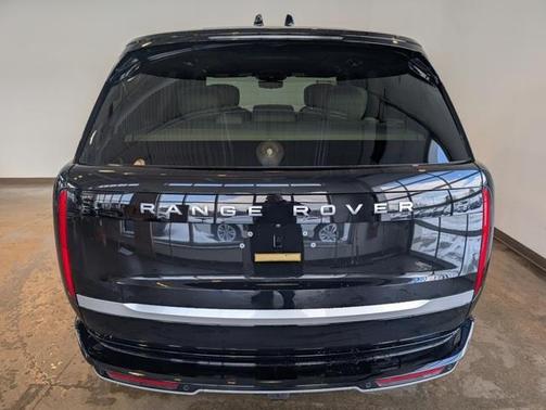 2025 Land Rover Range Rover P530 Autobiography
