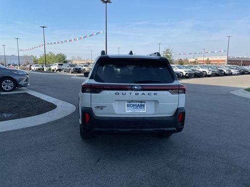 Crystal White Pearl 2026 Subaru Outback Premium