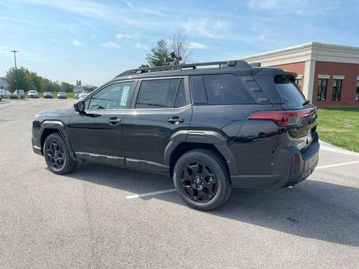 Crystal Black Silica 2026 Subaru Outback Limited