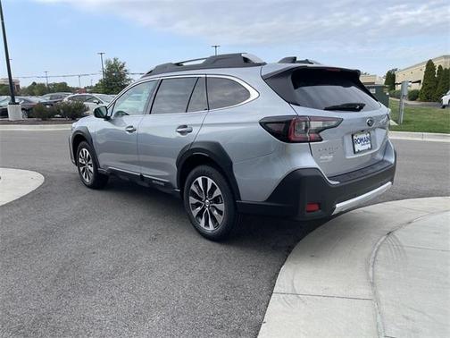 2025 Subaru Outback Touring