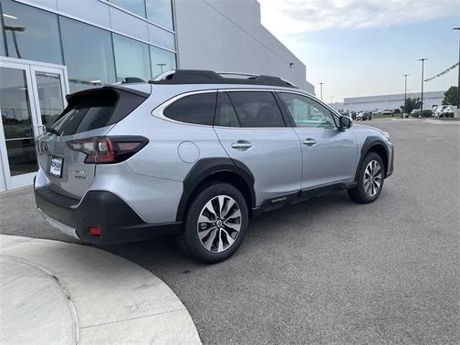 2025 Subaru Outback Touring