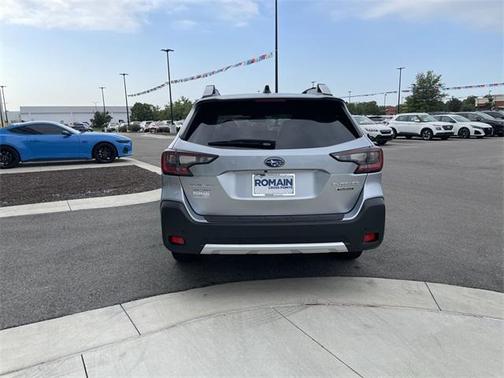 2025 Subaru Outback Touring