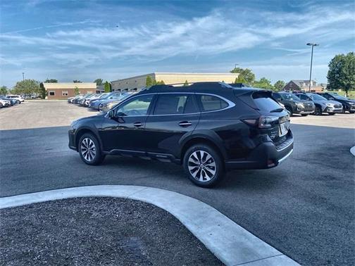 2025 Subaru Outback Touring