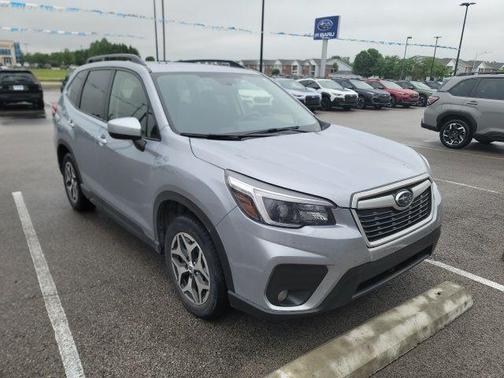 Ice Silver Metallic 2021 Subaru Forester Premium
