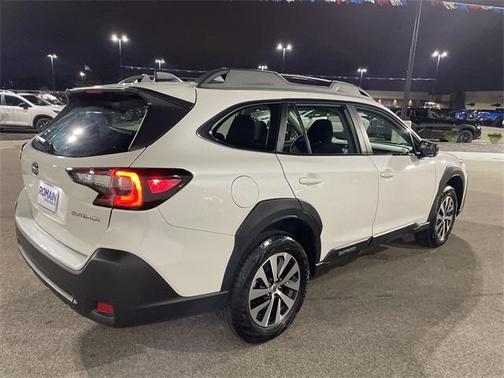 2025 Subaru Outback Base