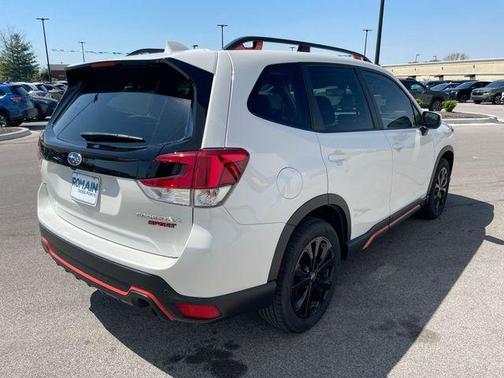 Crystal White Pearl 2023 Subaru Forester Sport