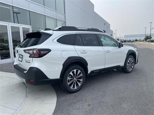 2025 Subaru Outback Touring XT