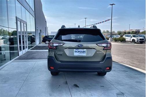 2025 Subaru Outback Premium
