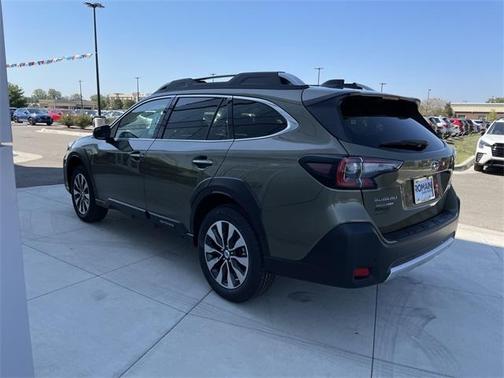 2025 Subaru Outback Touring