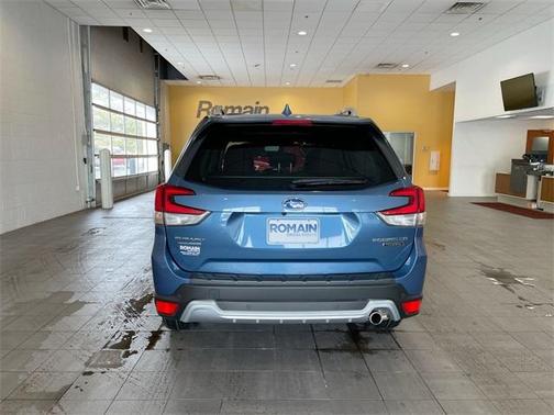 2023 Subaru Forester 2.5i Touring