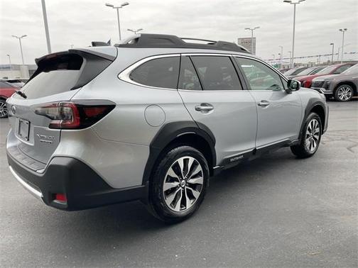 2025 Subaru Outback Touring