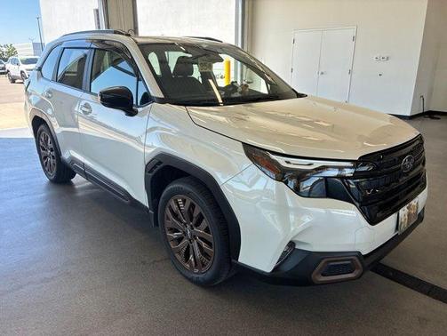 Crystal White Pearl 2025 Subaru Forester Sport