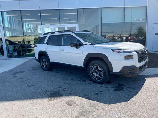 Crystal White Pearl 2026 Subaru Outback Premium