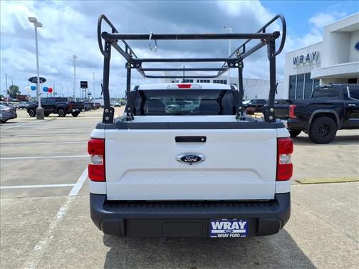 Oxford White 2024 Ford Maverick XLT