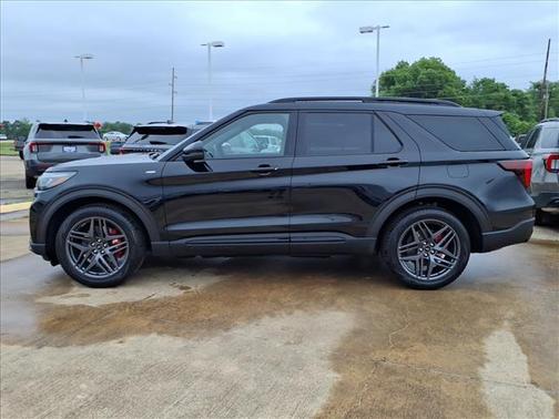 Agate Black Metallic 2026 Ford Explorer ST-Line