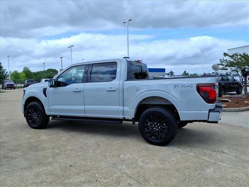 Avalanche 2026 Ford F-150 XLT