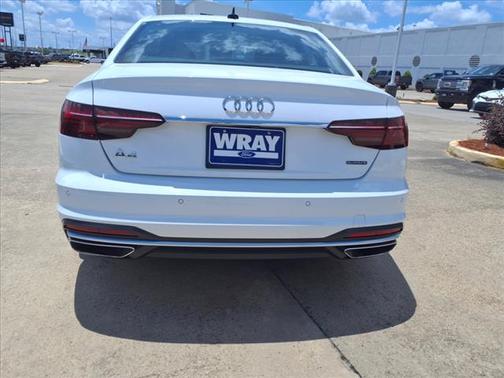 2023 Audi A4 45 S line Premium Plus